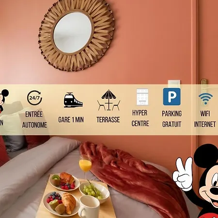 La Gare, Disneyland Paris Terrasse Parking Gratuit Bussy-Saint-Georges